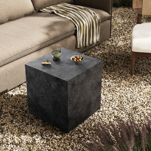Graso Outdoor End Table Aged Grey OL