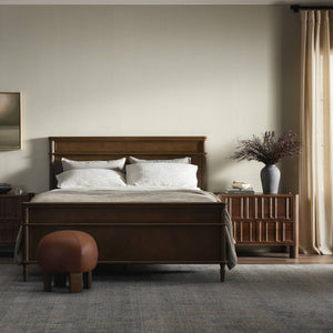 Toulouse Bed Queen Toasted Oak Veneer OL