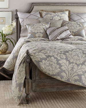 Cortina King Poster Bed