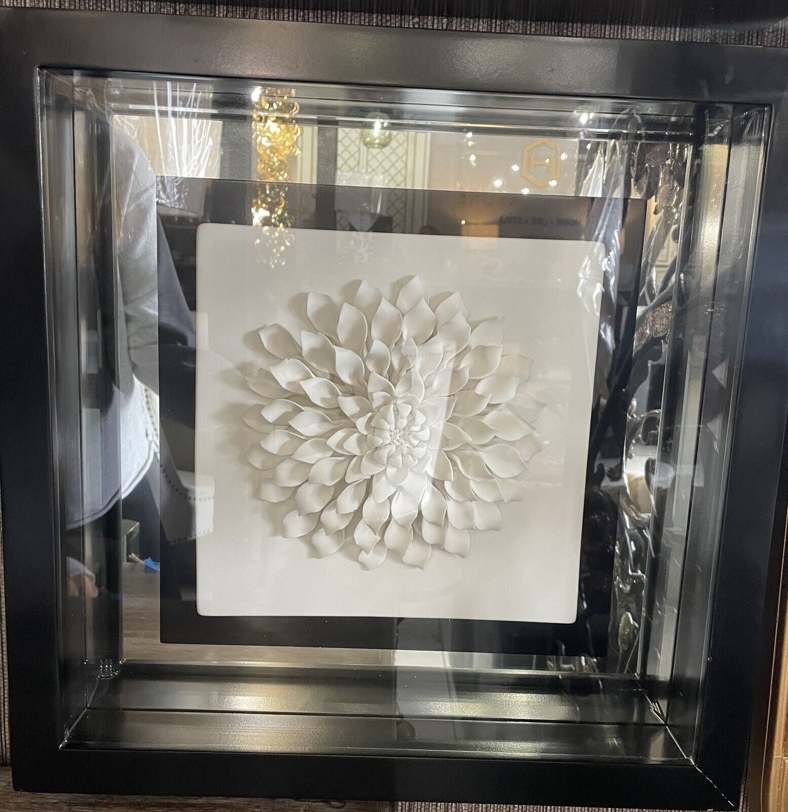 Black/White Porcelain Flower