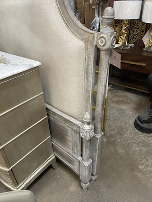 Cortina King Poster Bed