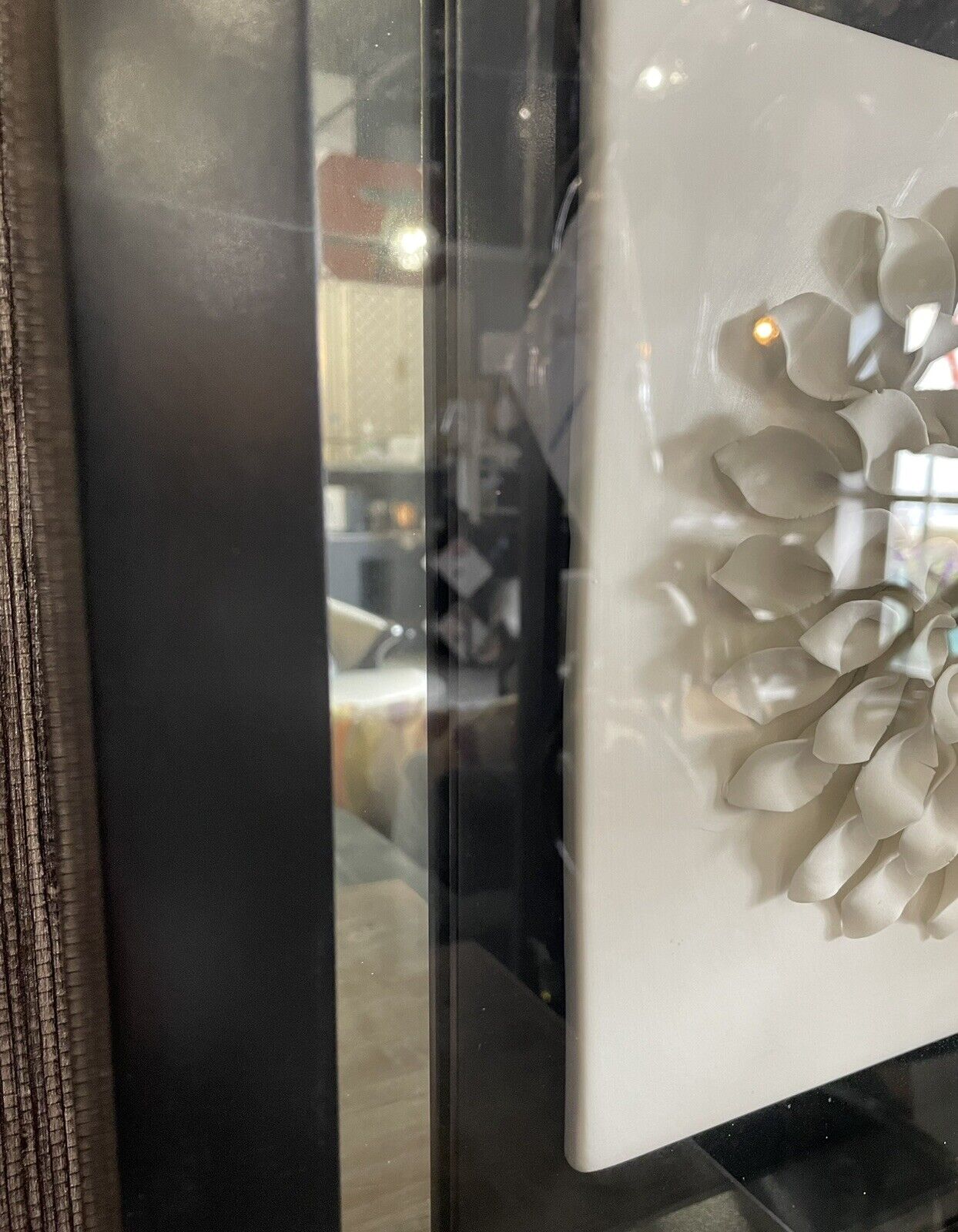 Black/White Porcelain Flower