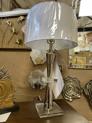 27.37 T Piper Table Lamp