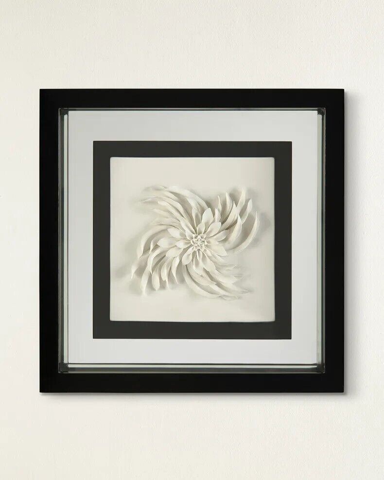 Black/White Porcelain Flower