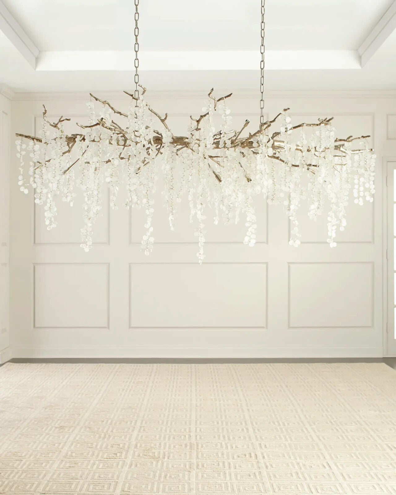 Shiro Noda 15-Light Glass Chandelier