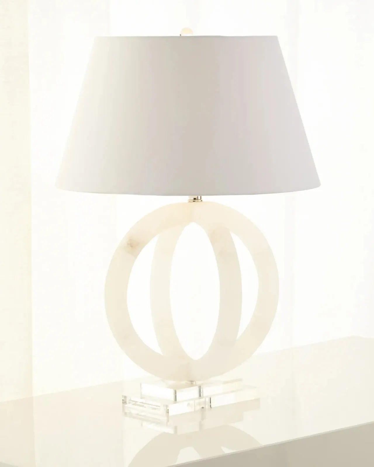 Circular Alabaster Lamp